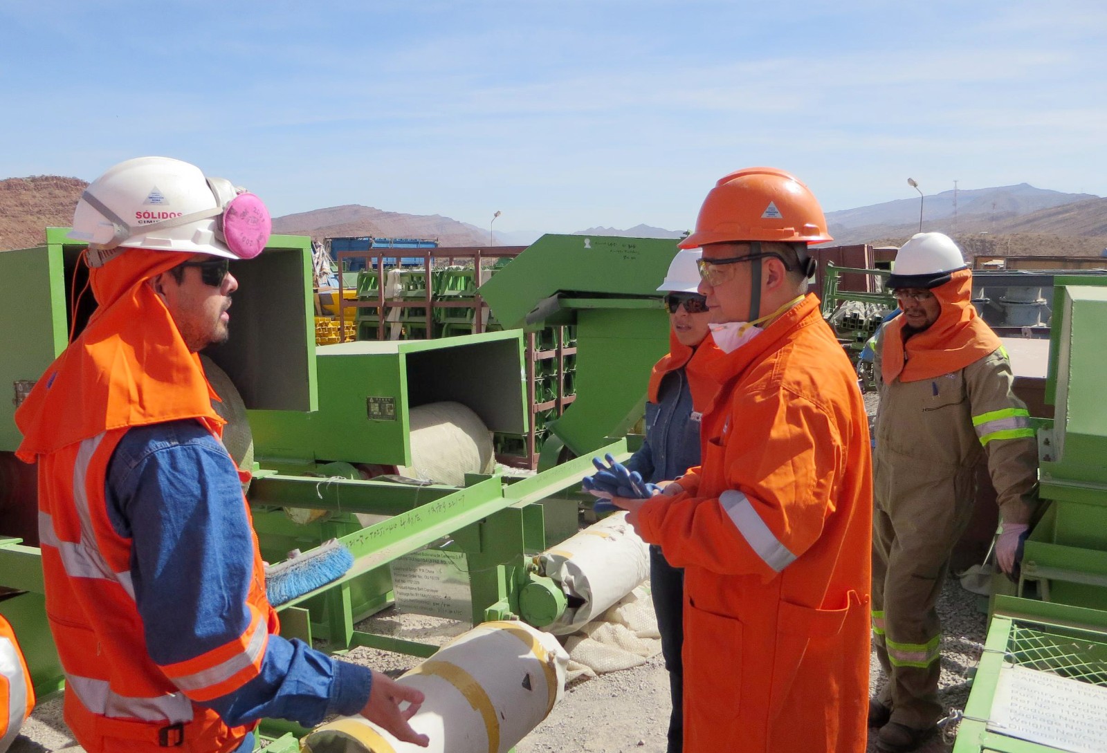 工作场景 (1).jpg 工作场景 (1).jpg