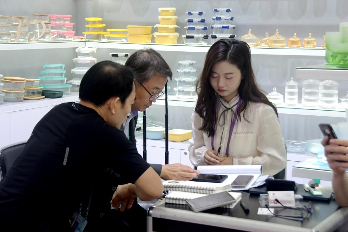 图片3(右).jpg 图片3(右).jpg