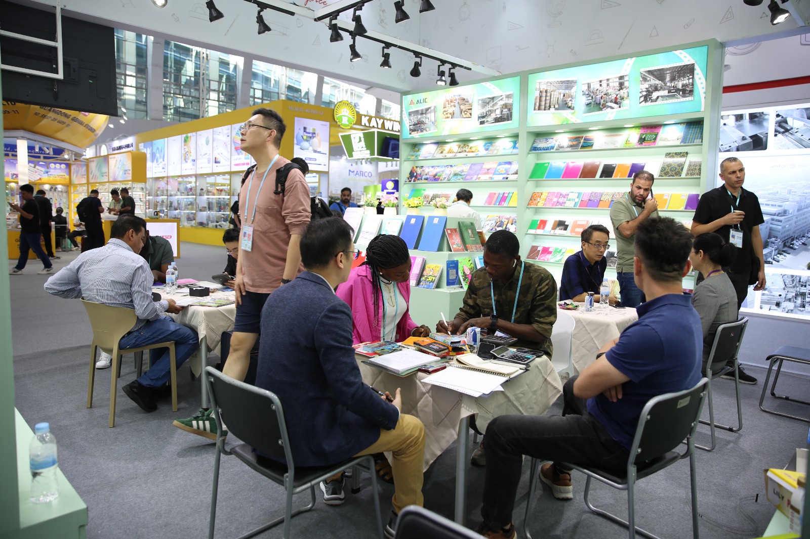 广交会三期 (33).jpg